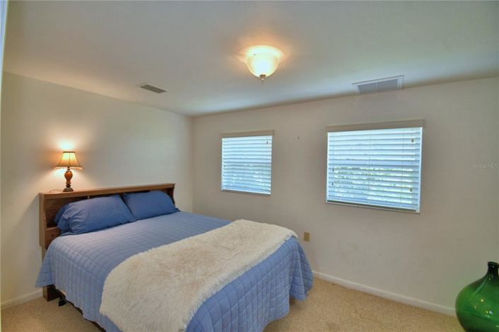 Image No.43-6 Bed Property for sale