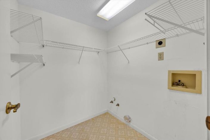 Image No.12-Propriété de 2 chambres à vendre à États-Unis