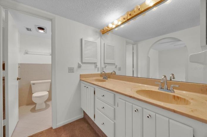 Image No.13-Propriété de 2 chambres à vendre à États-Unis