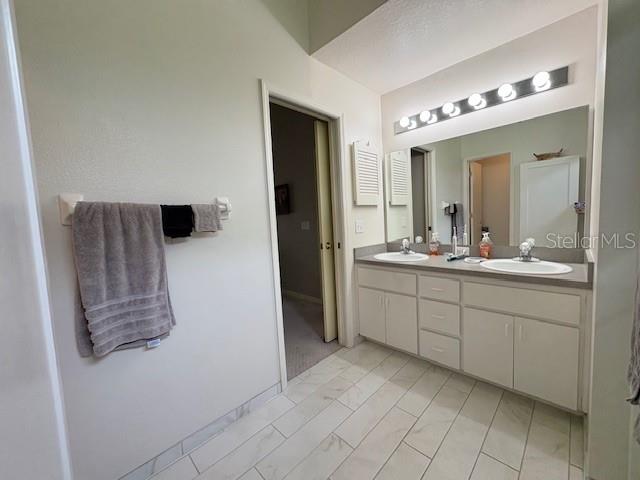 Image No.17-Propriété de 3 chambres à vendre à États-Unis