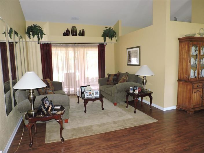 Image No.5-Propriété de 3 chambres à vendre à États-Unis