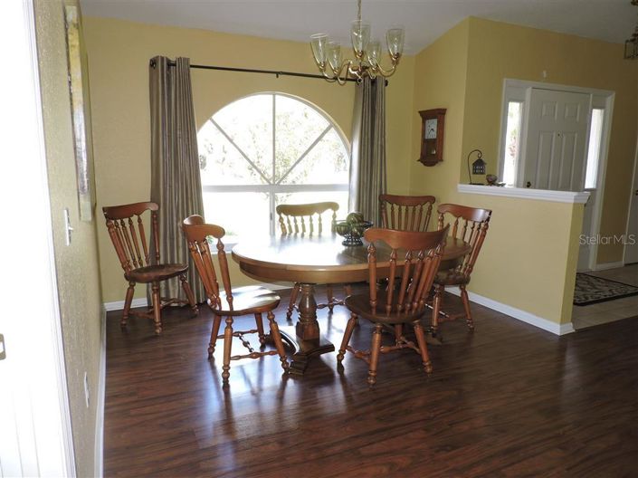 Image No.7-Propriété de 3 chambres à vendre à États-Unis