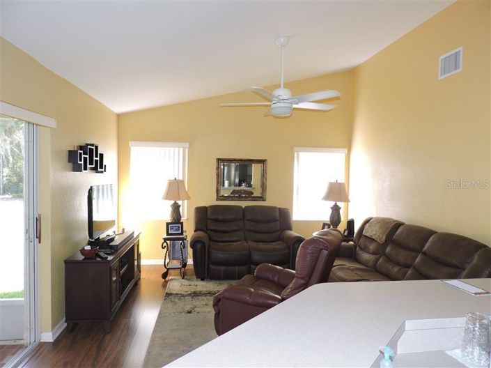 Image No.9-Propriété de 3 chambres à vendre à États-Unis