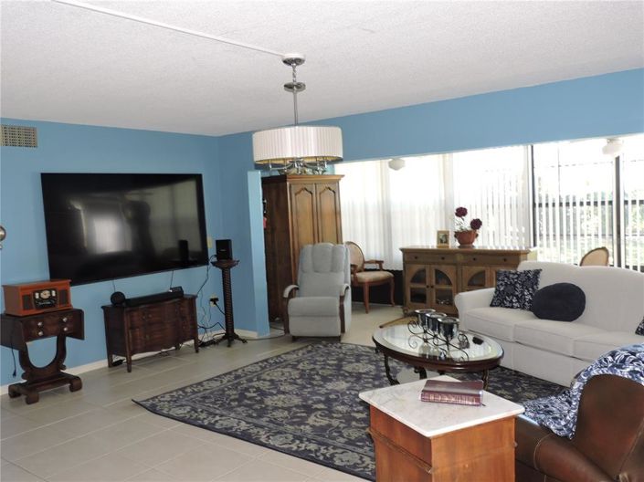 Image No.16-Propriété de 2 chambres à vendre à États-Unis