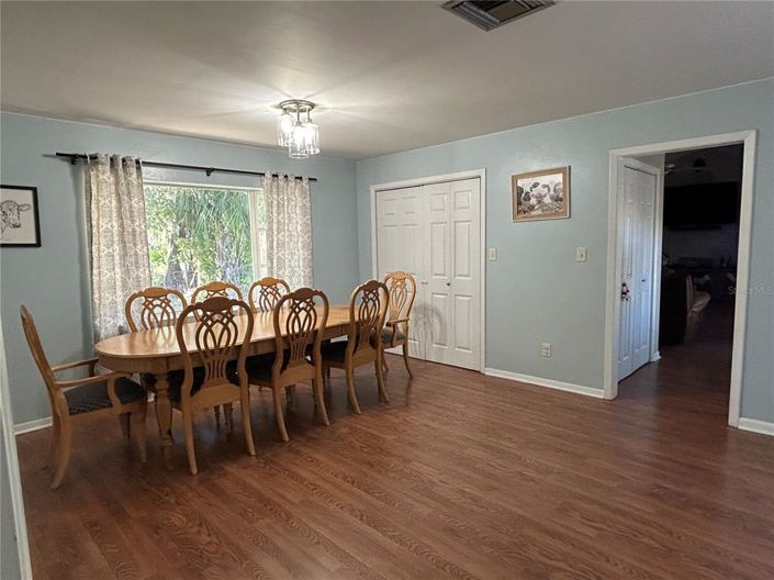 Image No.7-Propriété de 3 chambres à vendre à États-Unis