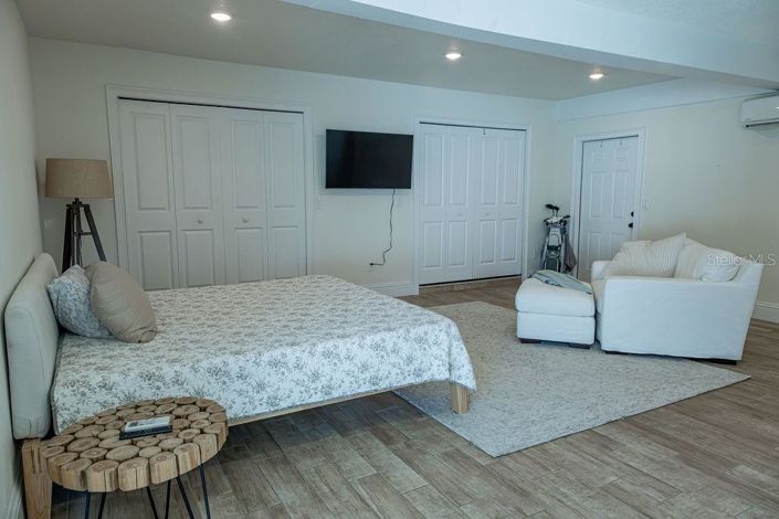 Image No.11-4 Bed Property for sale