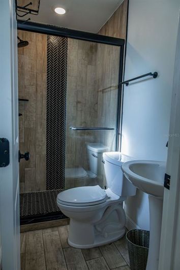 Image No.12-4 Bed Property for sale