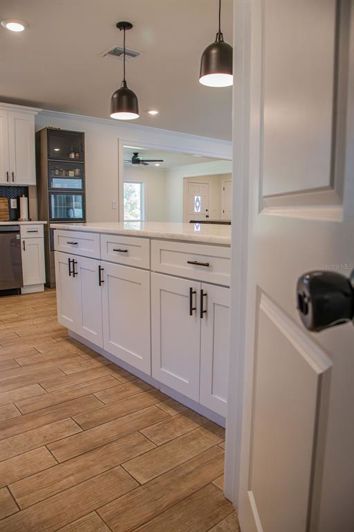 Image No.17-4 Bed Property for sale