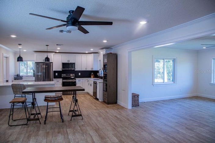 Image No.24-4 Bed Property for sale