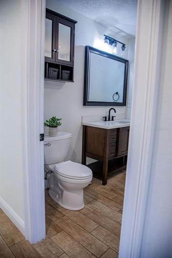 Image No.28-4 Bed Property for sale