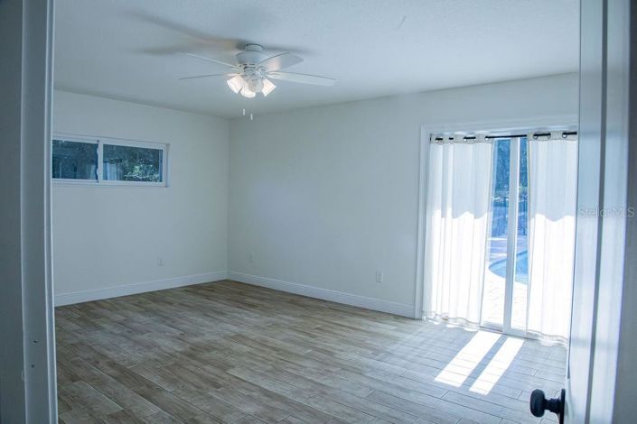 Image No.37-4 Bed Property for sale