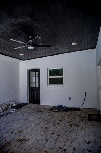 Image No.41-4 Bed Property for sale