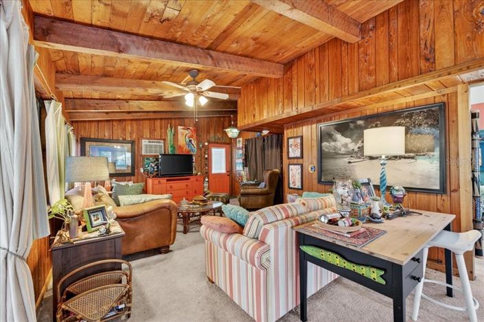 Image No.14-3 Bed House for sale