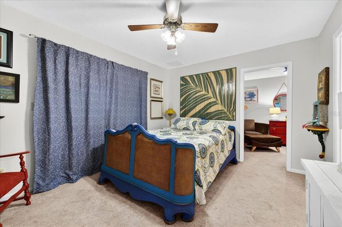 Image No.26-3 Bed Property for sale