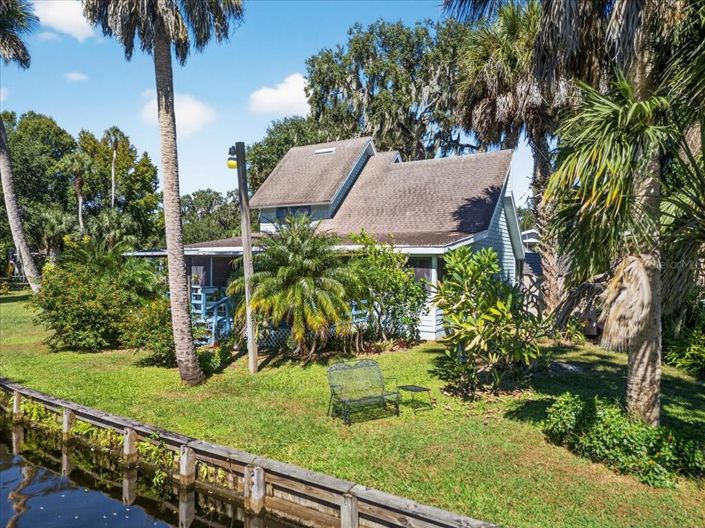 Image No.45-3 Bed Property for sale