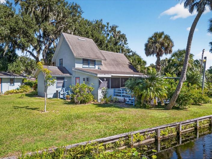 Image No.47-3 Bed Property for sale