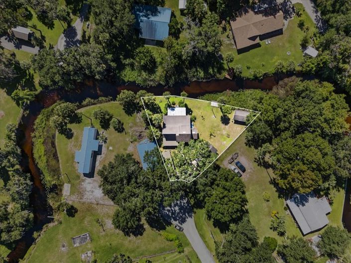 Image No.51-3 Bed Property for sale