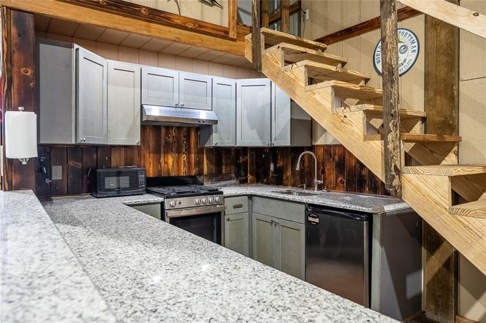 Image No.40-2 Bed Property for sale