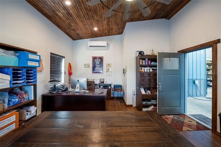 Image No.43-2 Bed Property for sale