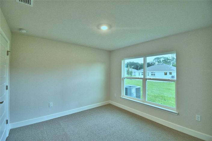 Image No.36-Propriété de 4 chambres à vendre à États-Unis