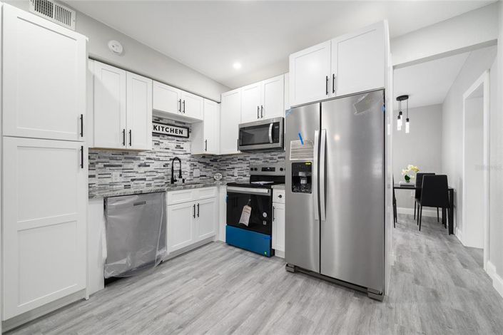 Image No.5-Propriété de 3 chambres à vendre à États-Unis