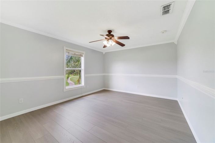 Image No.23-5 Bed House for sale