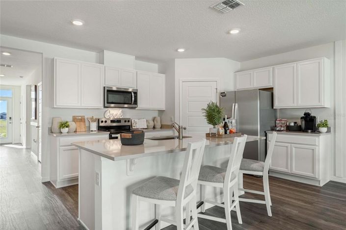 Image No.3-Propriété de 4 chambres à vendre à Davenport