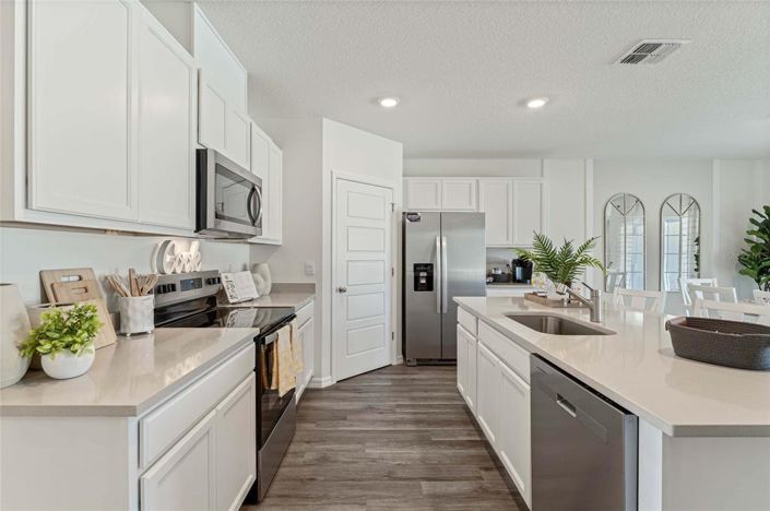 Image No.4-Propriété de 4 chambres à vendre à Davenport