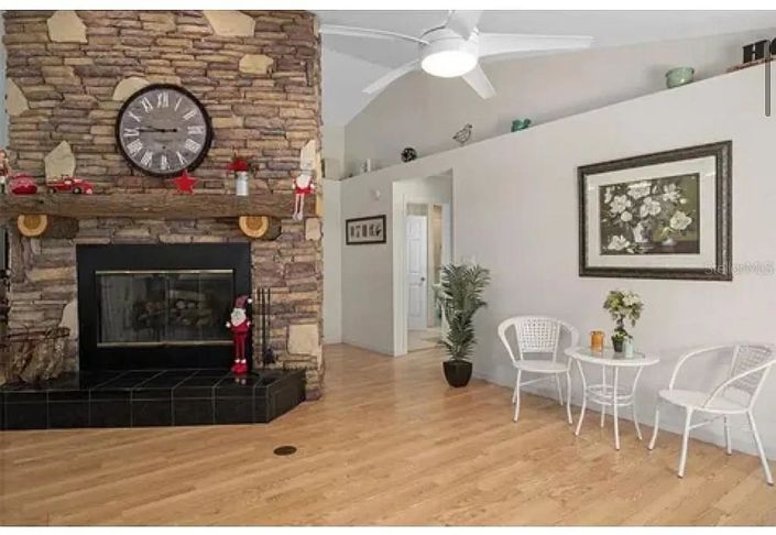 Image No.21-3 Bed House for sale