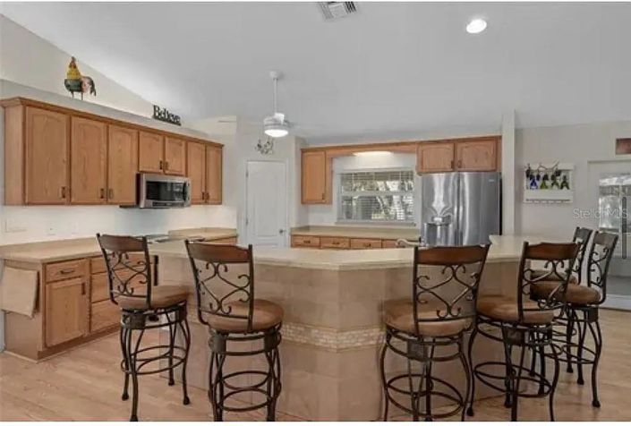 Image No.23-3 Bed Property for sale