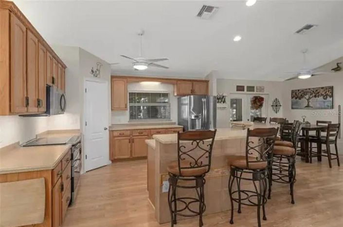 Image No.26-3 Bed House for sale