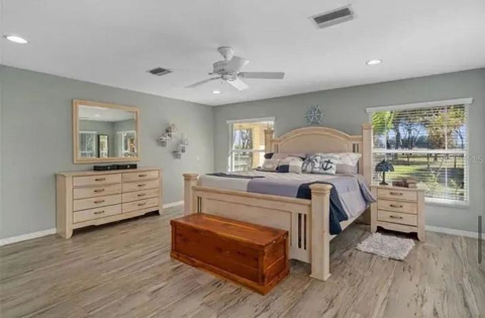 Image No.32-3 Bed House for sale