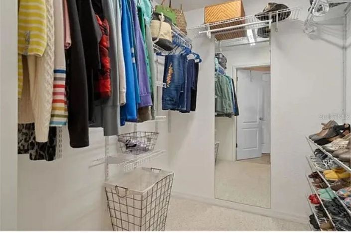 Image No.37-3 Bed Property for sale