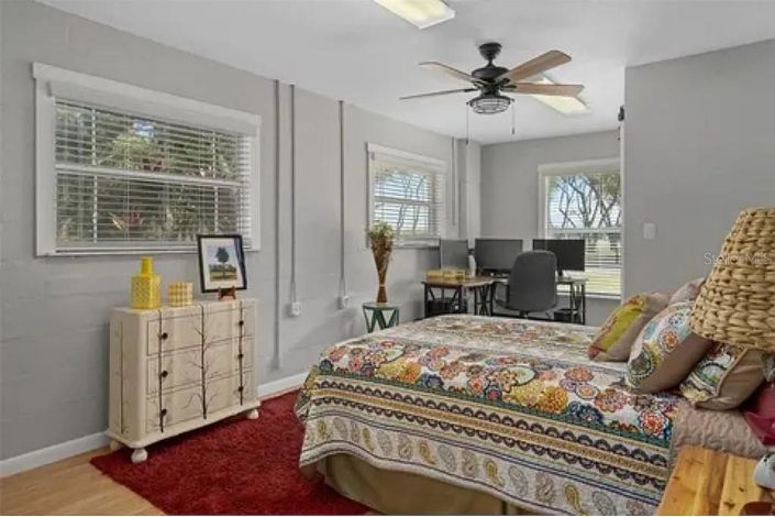 Image No.43-3 Bed Property for sale