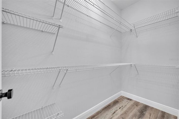 Image No.29-4 Bed Property for sale