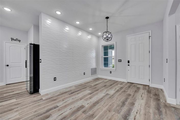 Image No.7-4 Bed Property for sale