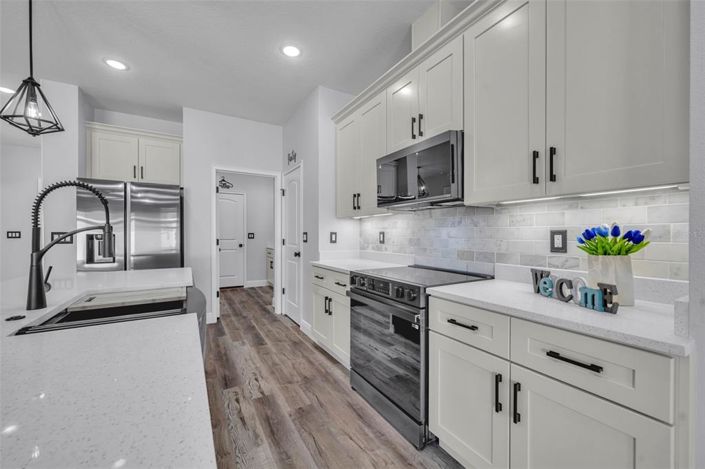 Image No.12-Propriété de 4 chambres à vendre à États-Unis