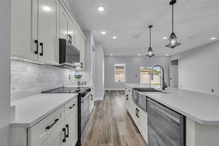 Image No.17-Propriété de 4 chambres à vendre à États-Unis