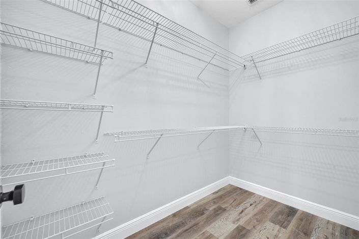 Image No.29-Propriété de 4 chambres à vendre à États-Unis