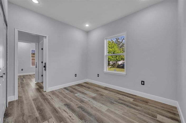 Image No.37-Propriété de 4 chambres à vendre à États-Unis