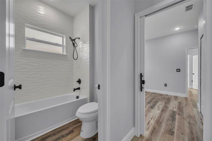 Image No.39-Propriété de 4 chambres à vendre à États-Unis