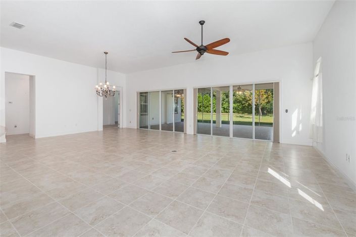 Image No.10-Propriété de 3 chambres à vendre à États-Unis