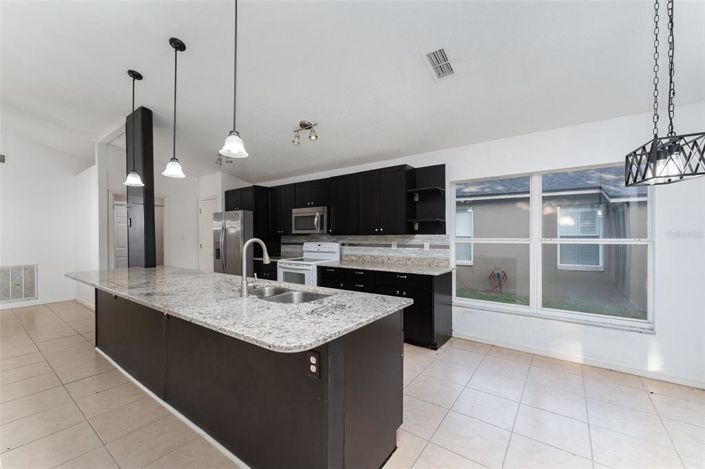 Image No.10-Propriété de 3 chambres à vendre à États-Unis