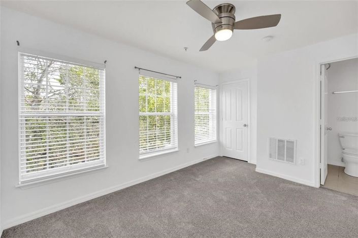 Image No.18-3 Bed Townhouse for sale