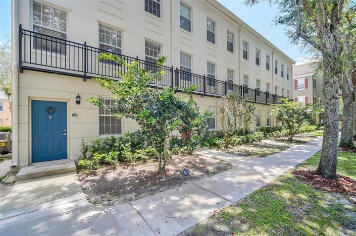 Image No.2-3 Bed Townhouse for sale