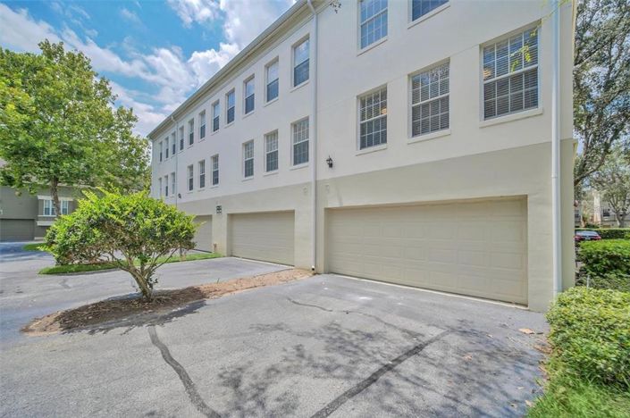 Image No.31-3 Bed Townhouse for sale