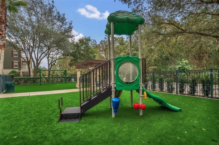 Image No.6-3 Bed Townhouse for sale