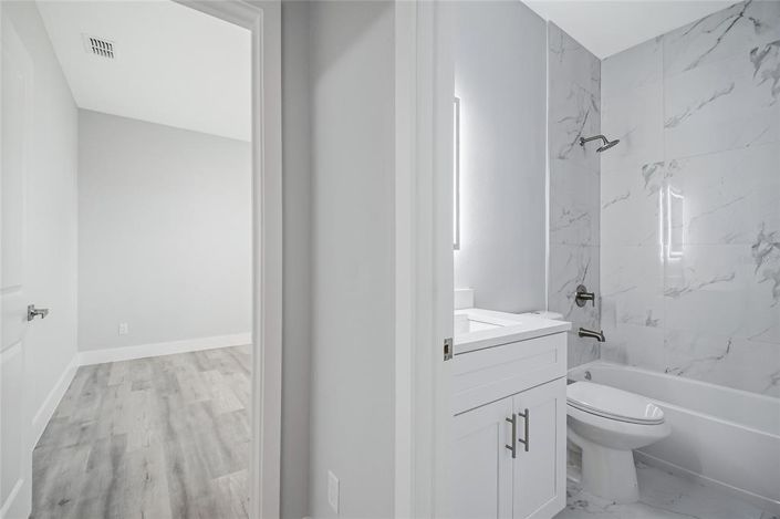 Image No.12-Propriété de 3 chambres à vendre à États-Unis