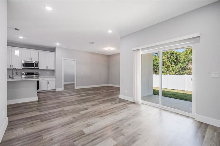 Image No.28-Propriété de 3 chambres à vendre à États-Unis