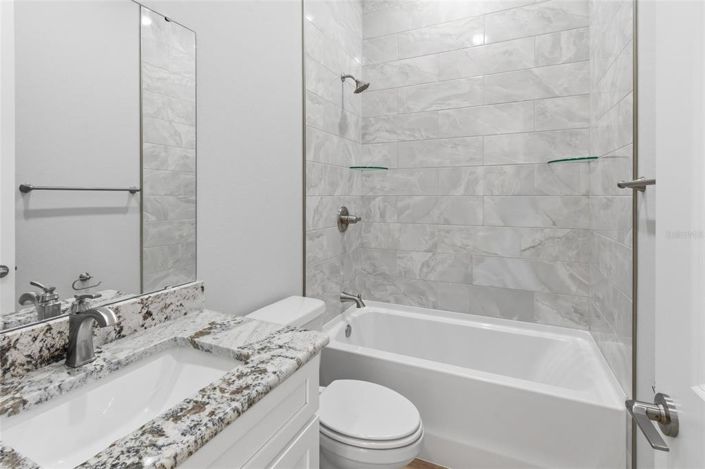 Image No.17-4 Bed Property for sale